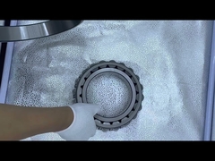 รถยนต์ Tapered โรลเลอร์ที่บรรทุกกรงเหล็กประทับสําหรับเครื่องจักรหนัก