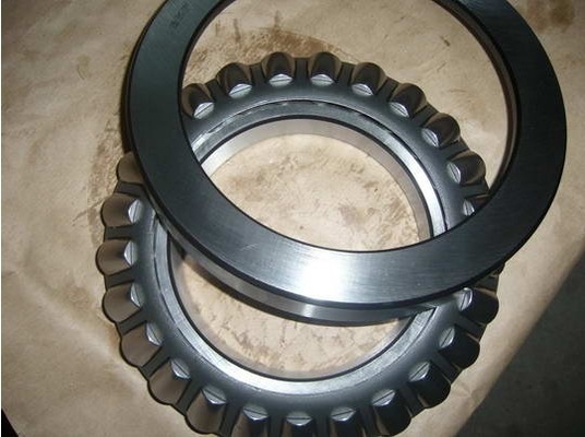 SKF29330E หัวหมุนกลม 250mm X 150mm X 60mm ด้วยกรงเหล็ก